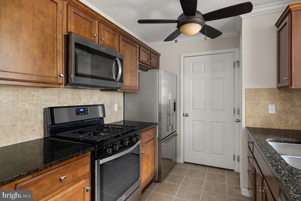 505 Sunset View Ter SE #304