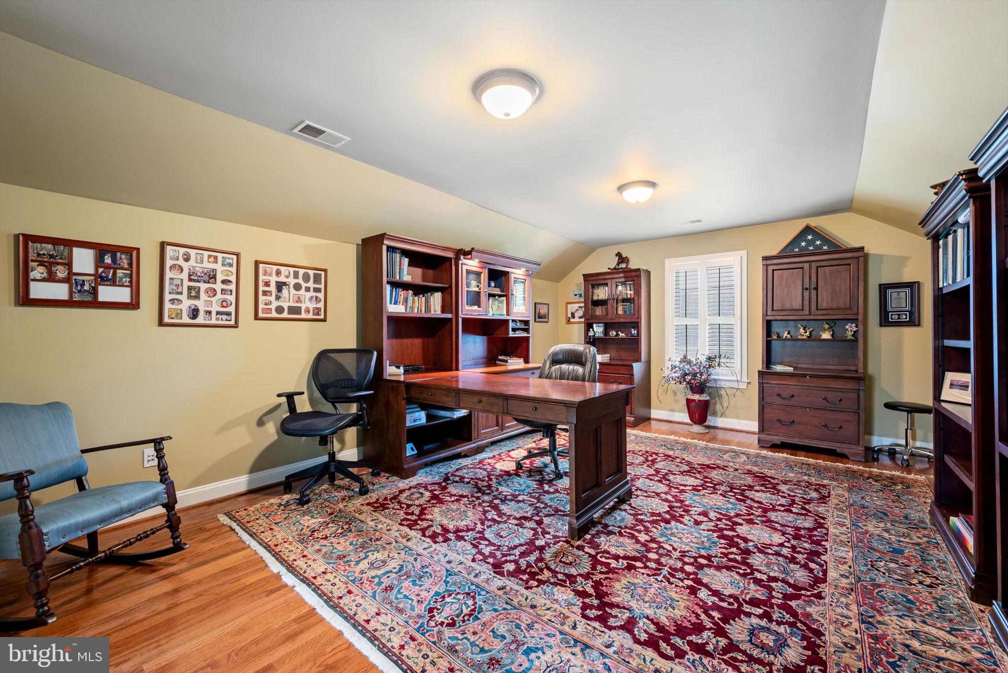 150 Amalfi Ct