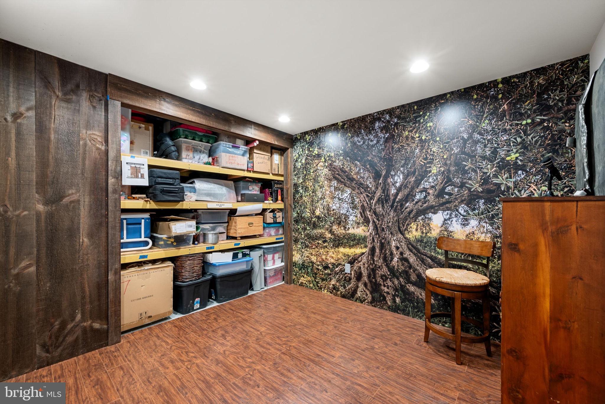150 Amalfi Ct