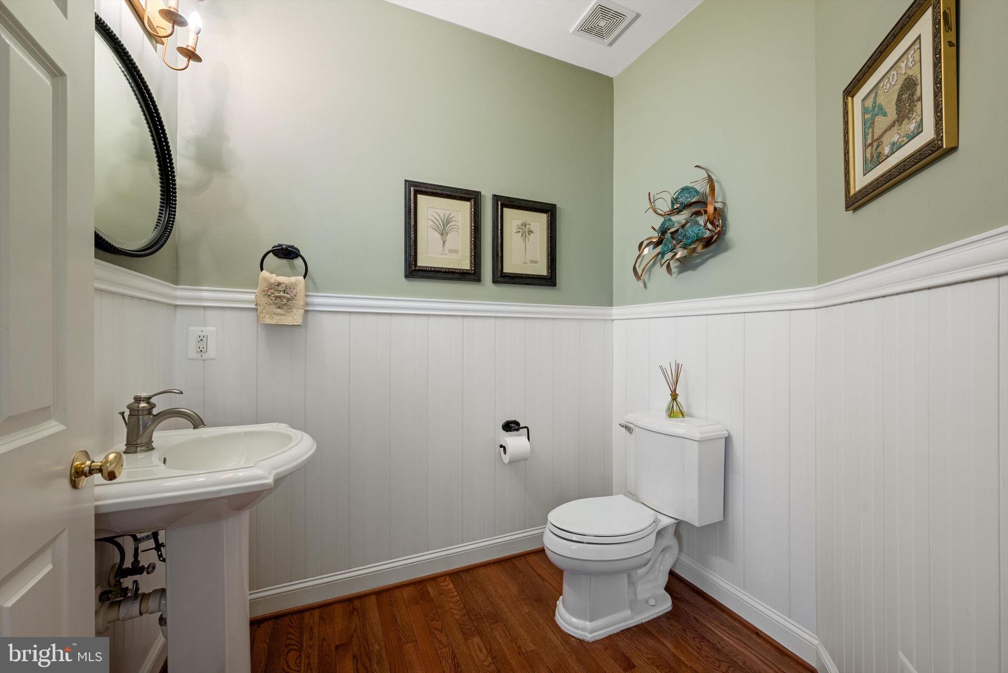 150 Amalfi Ct