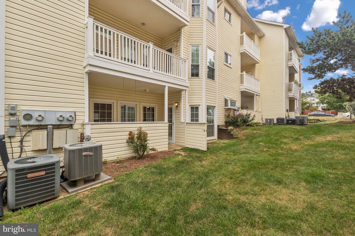 678 Gateway Dr SE #907