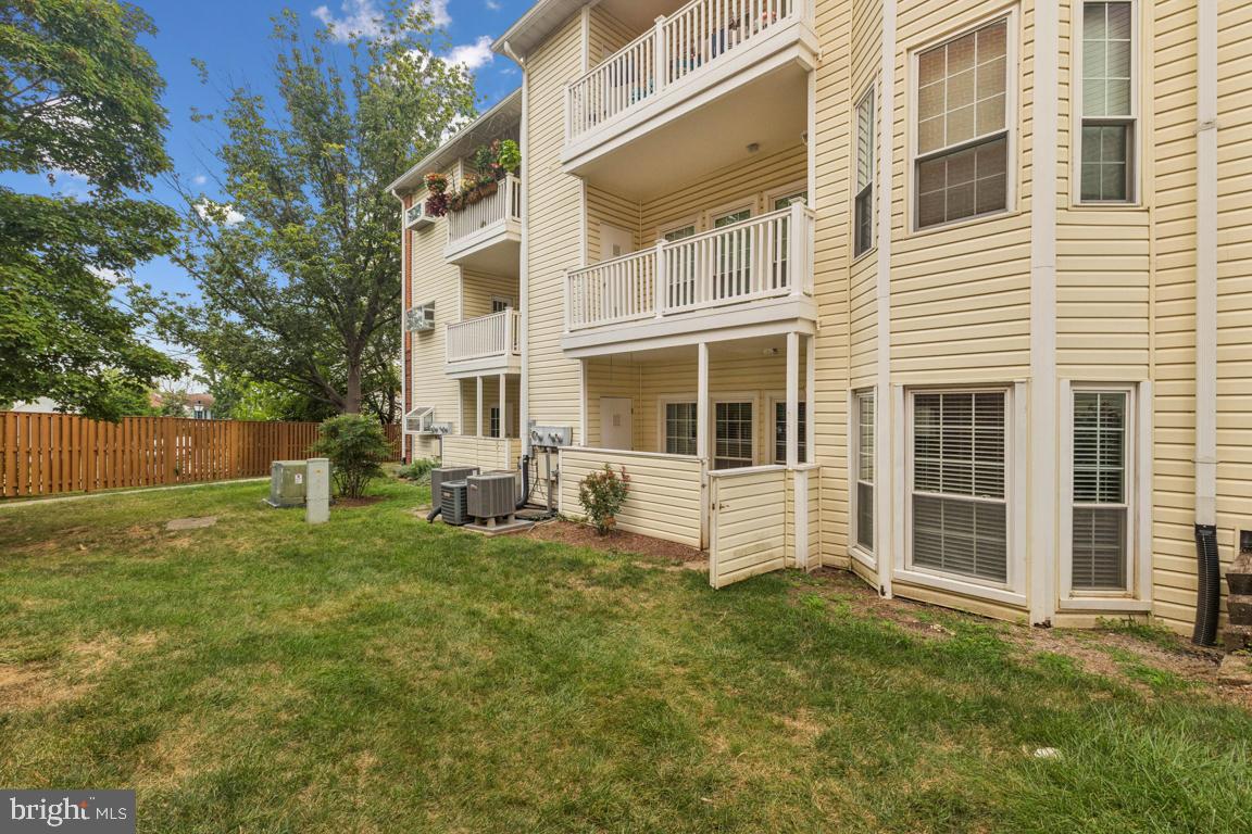 678 Gateway Dr SE #907