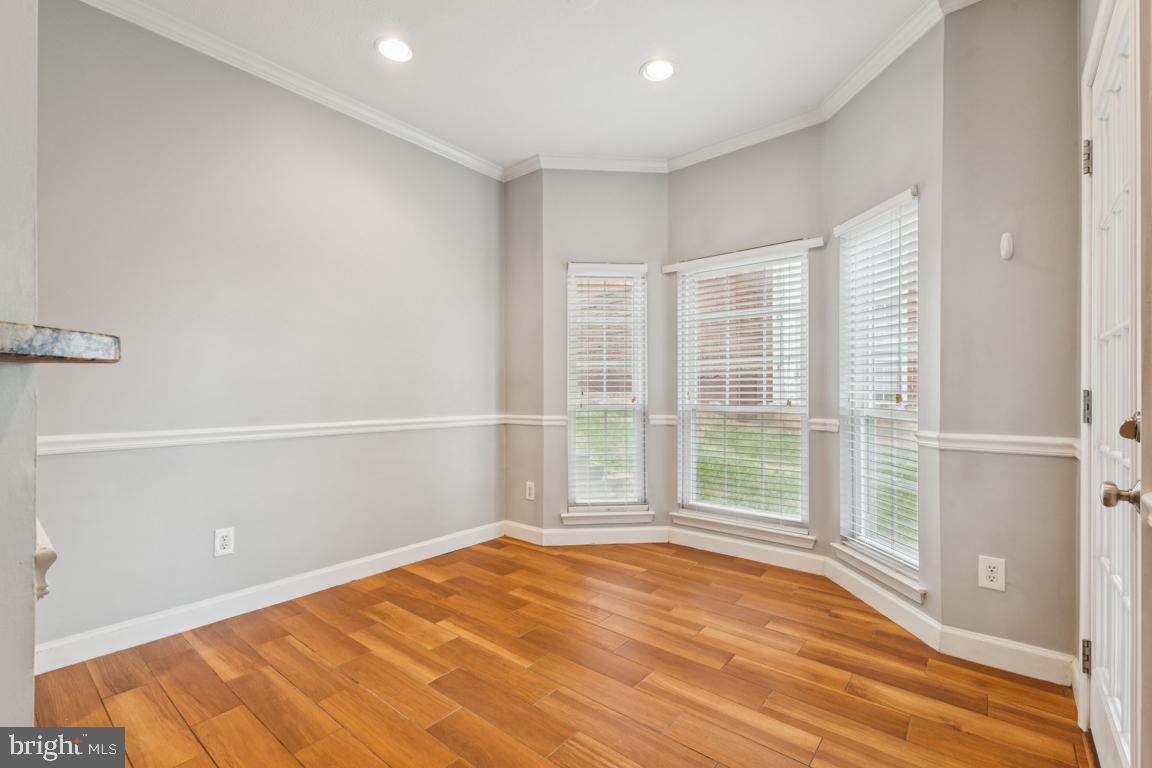 678 Gateway Dr SE #907