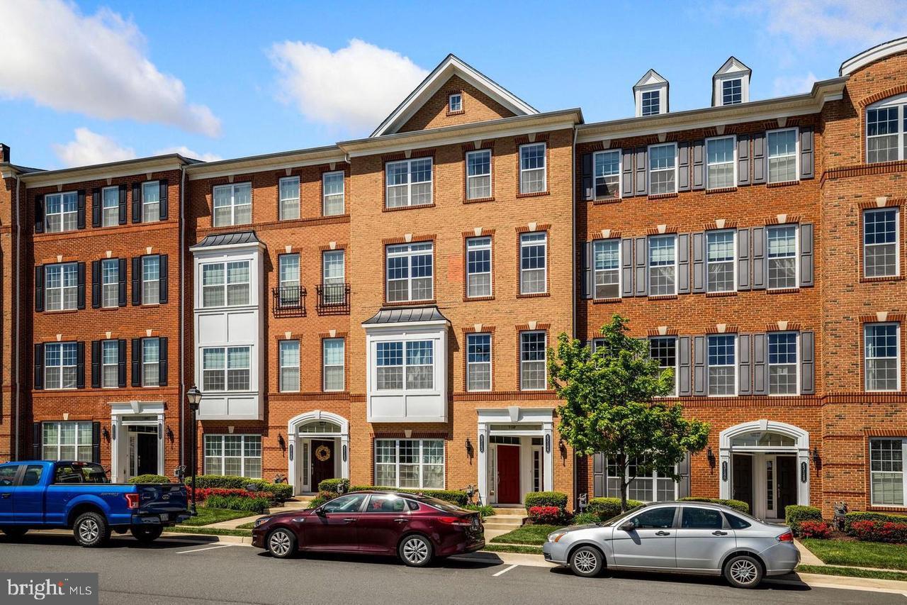 43144 THOROUGHFARE GAP TER