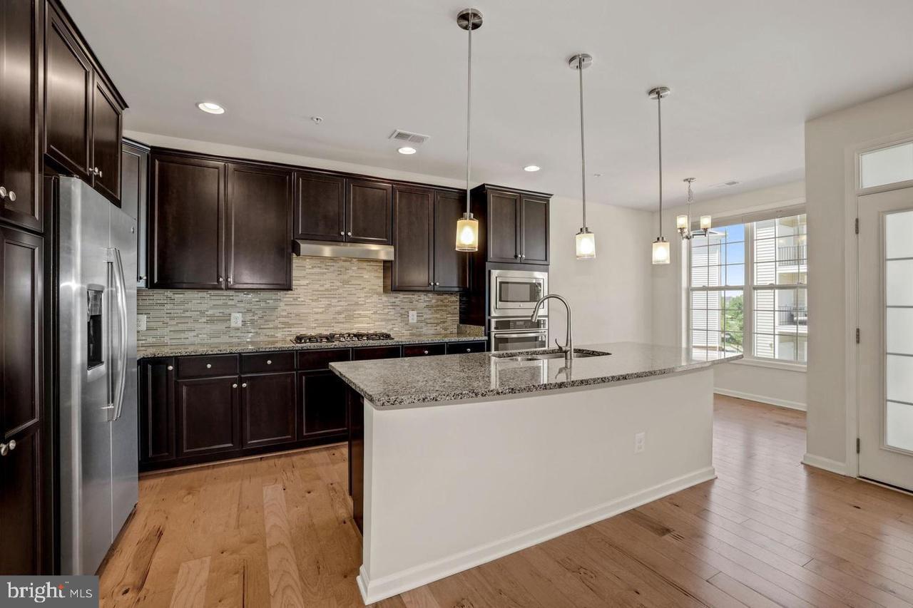 43144 THOROUGHFARE GAP TER