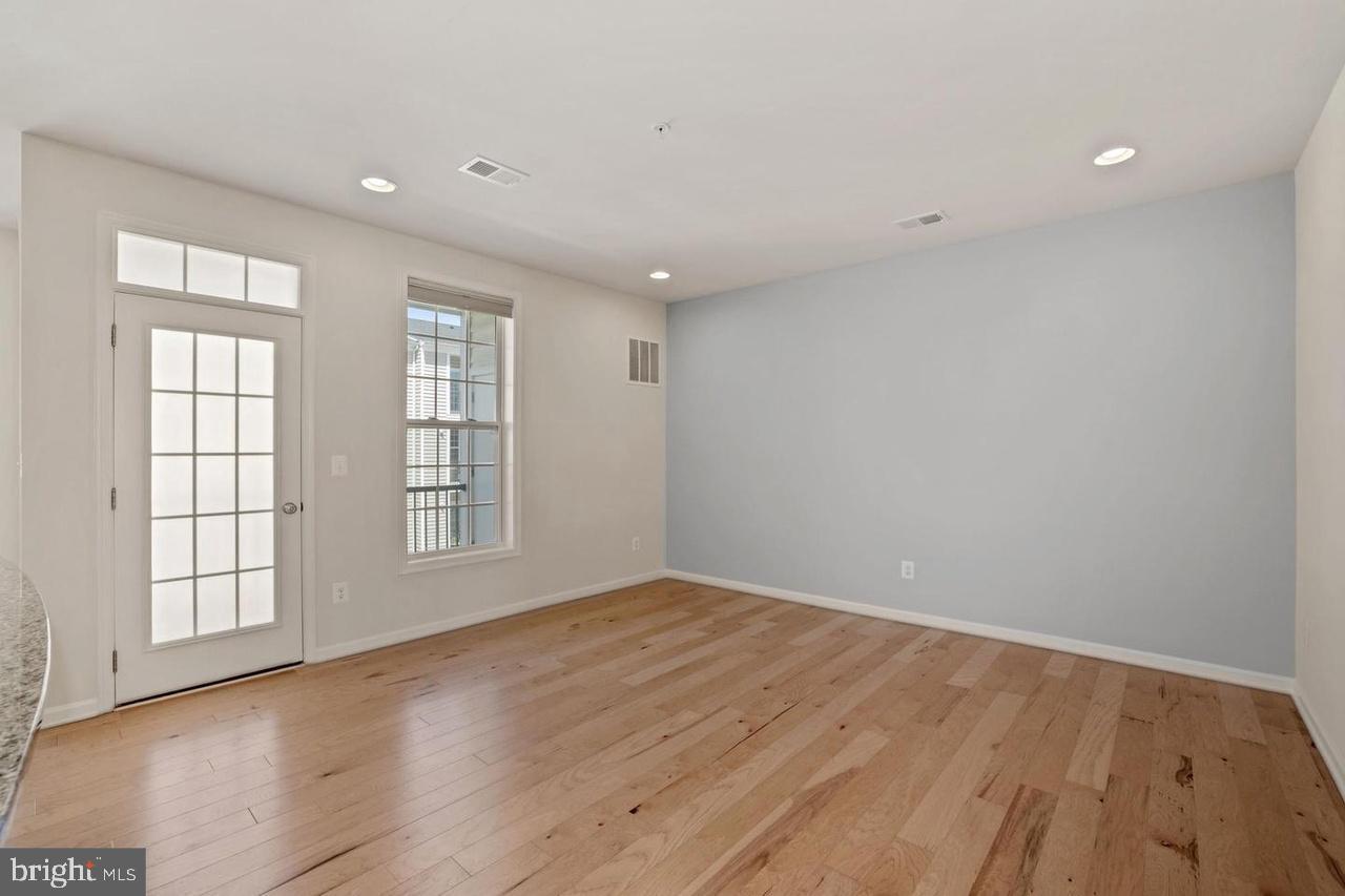 43144 THOROUGHFARE GAP TER