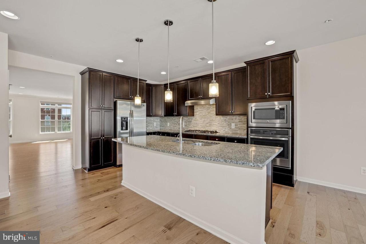 43144 THOROUGHFARE GAP TER