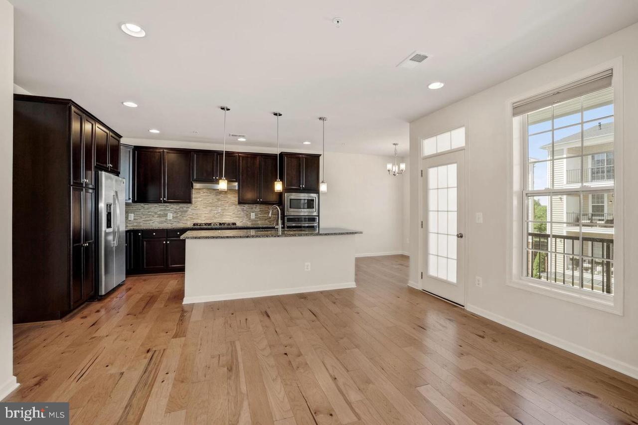 43144 THOROUGHFARE GAP TER