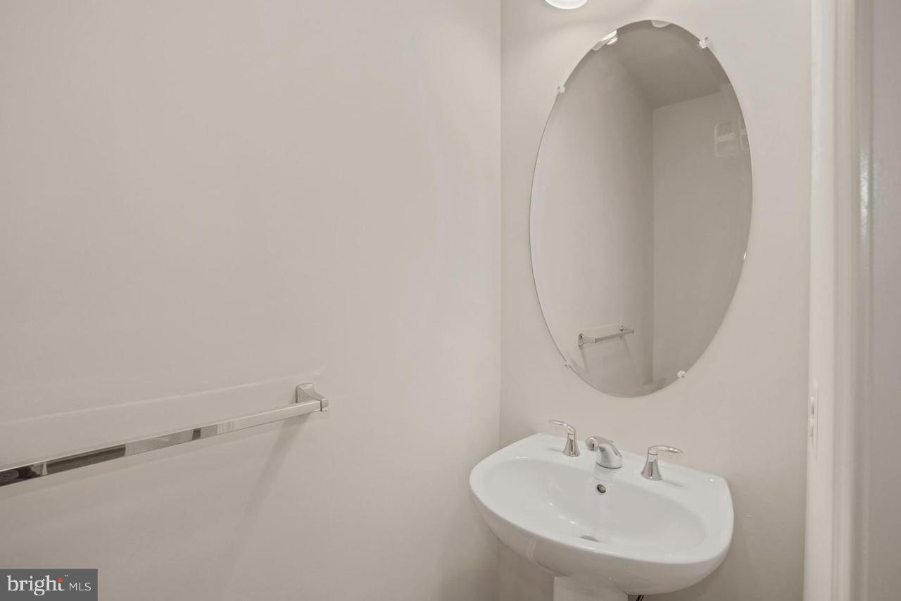 43144 THOROUGHFARE GAP TER