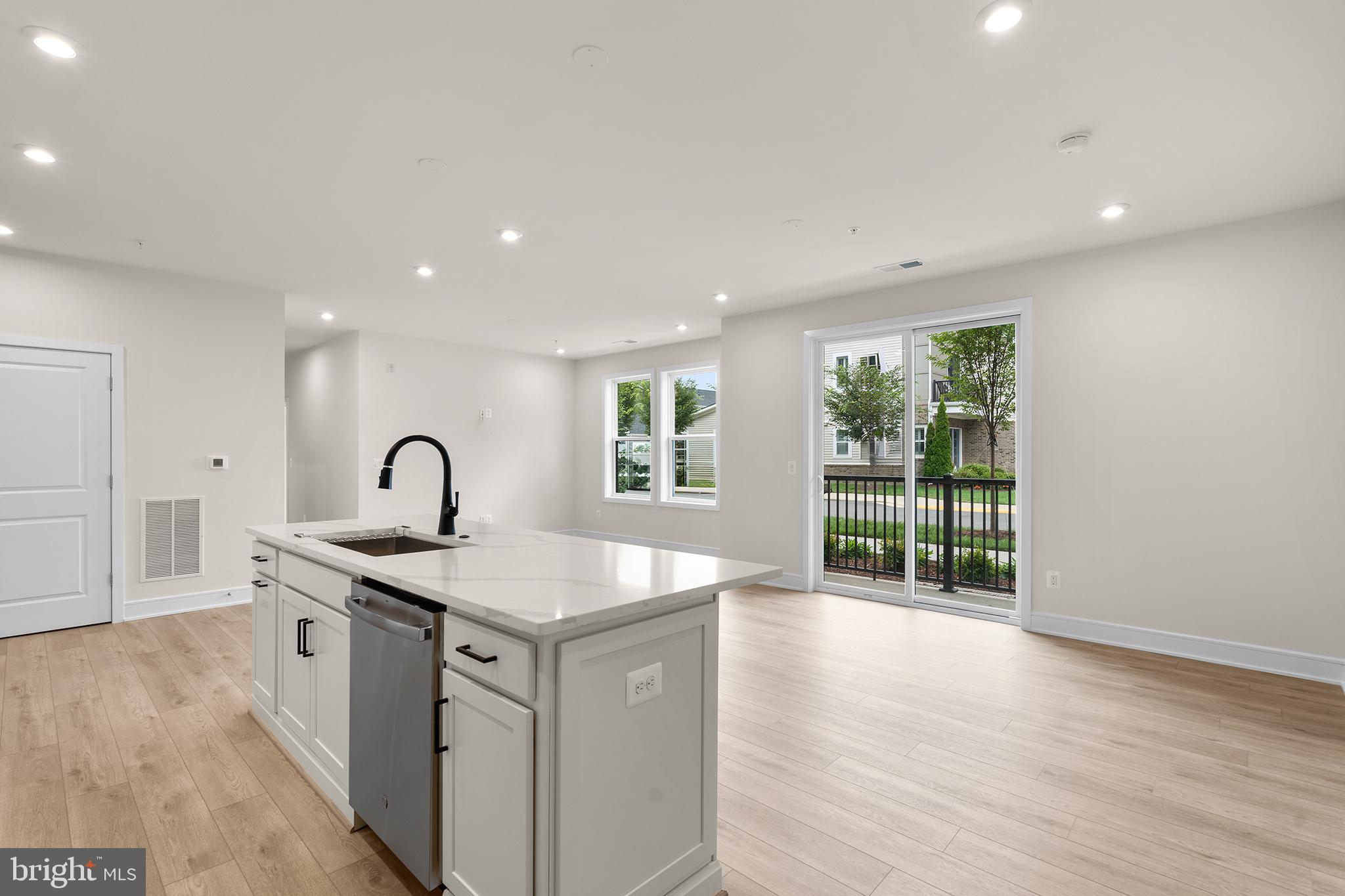 23640 Bolton Crescent Ter #13-105