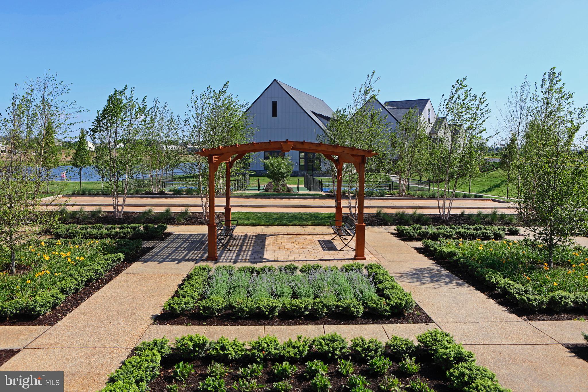 23640 Bolton Crescent Ter #13-105