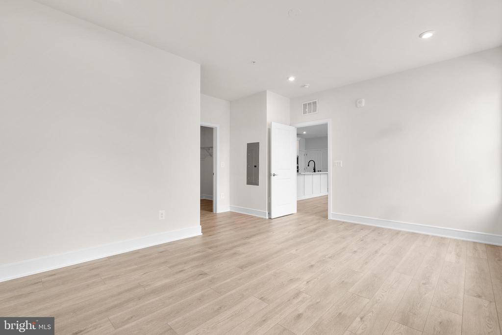 23640 Bolton Crescent Ter #13-105