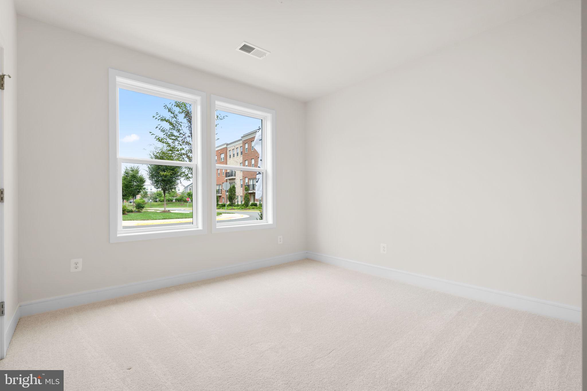 23640 Bolton Crescent Ter #13-105