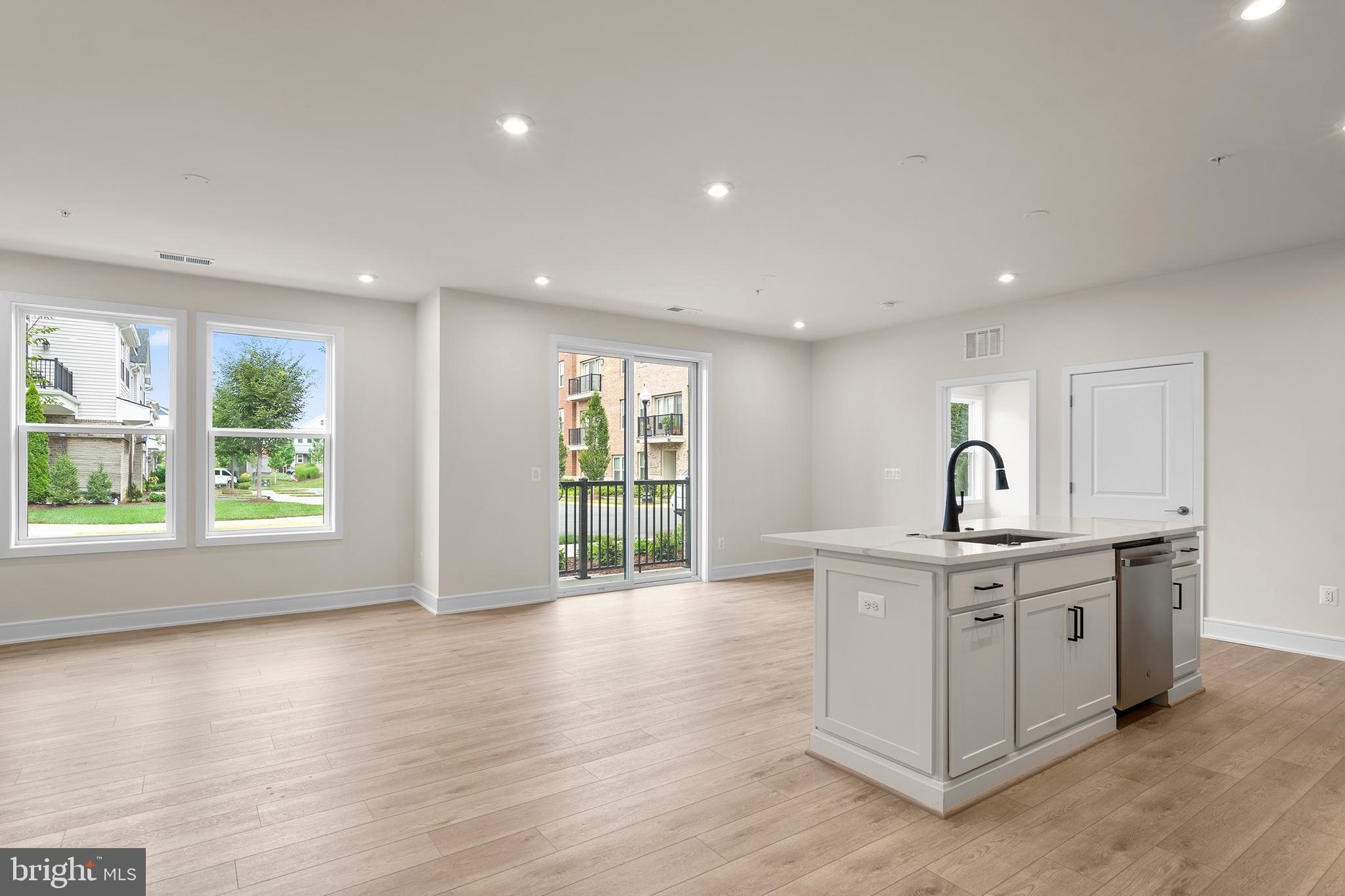 23640 Bolton Crescent Ter #13-105