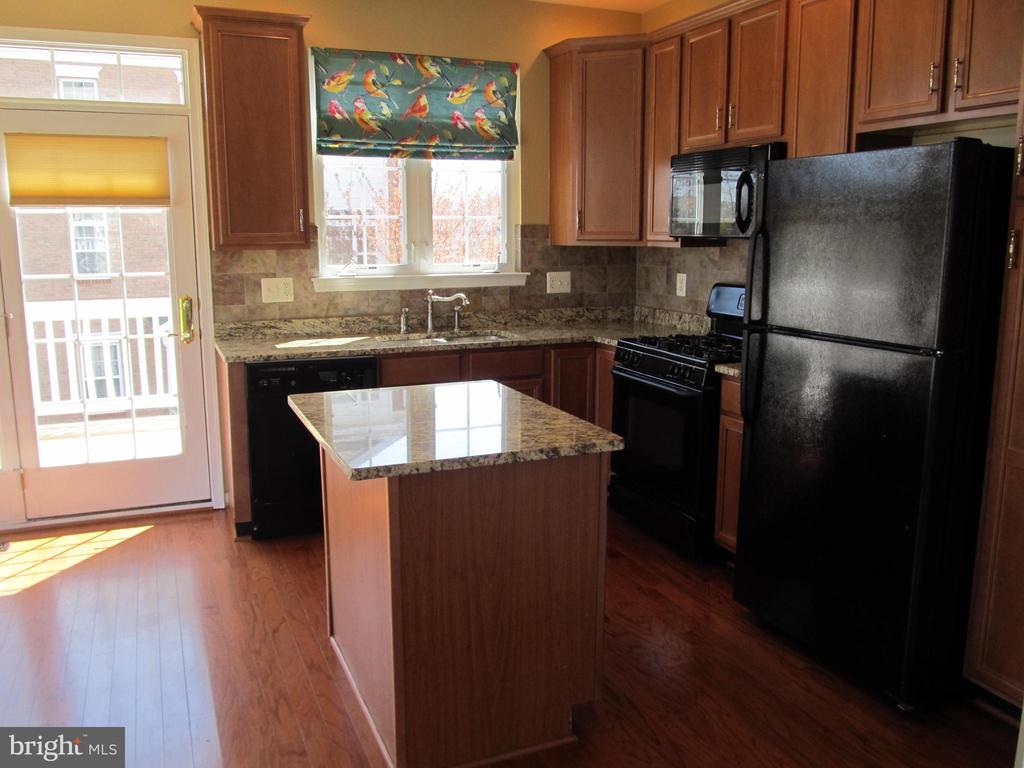 20460 GREYMONT TER