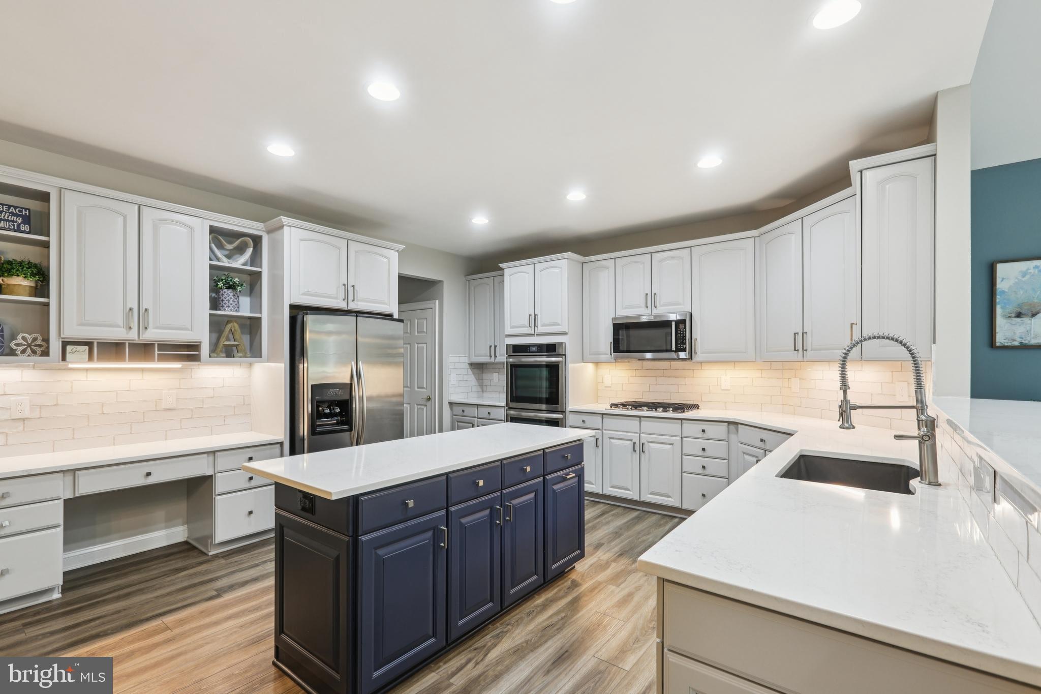 42804 APPALOOSA TRAIL COURT