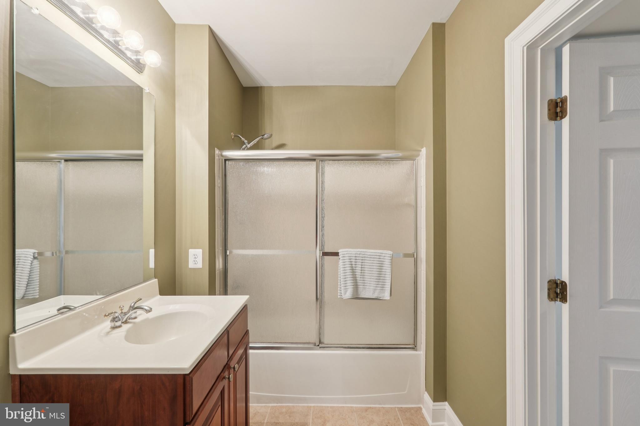 42804 APPALOOSA TRAIL COURT