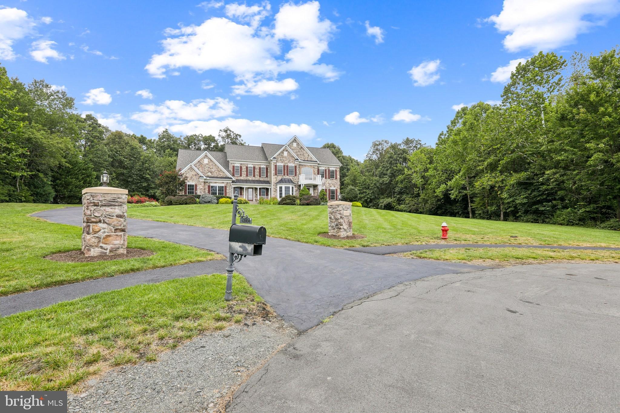 42804 APPALOOSA TRAIL COURT