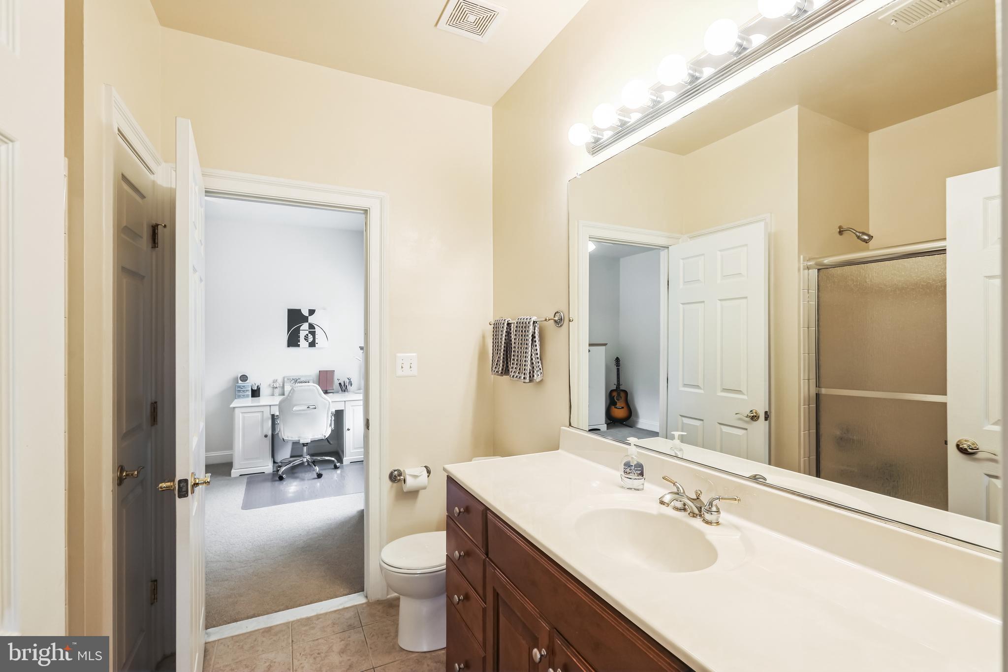 42804 APPALOOSA TRAIL COURT