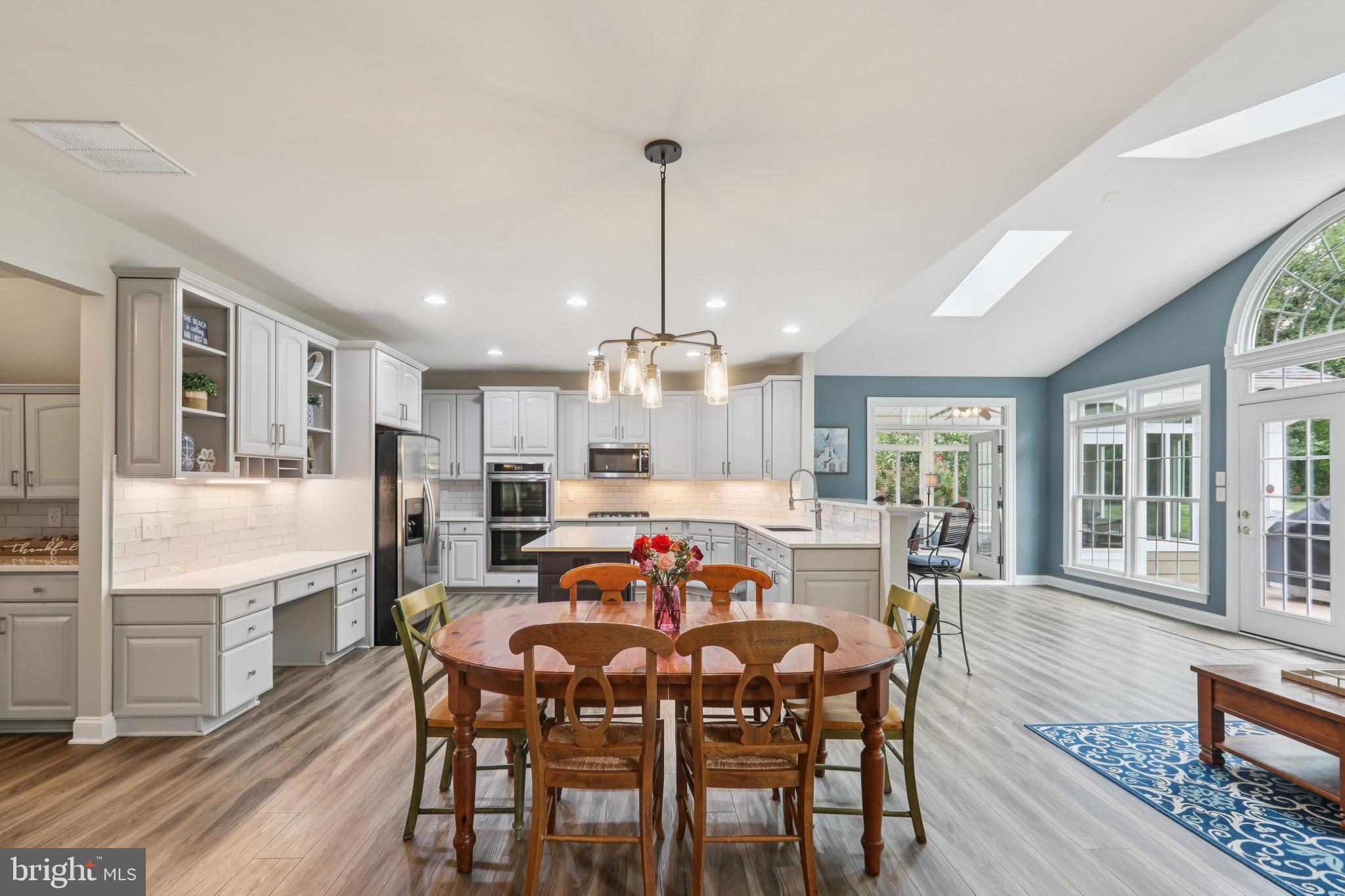 42804 APPALOOSA TRAIL COURT