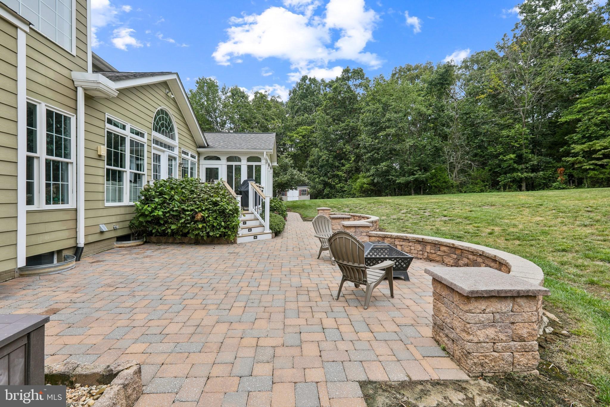 42804 APPALOOSA TRAIL COURT