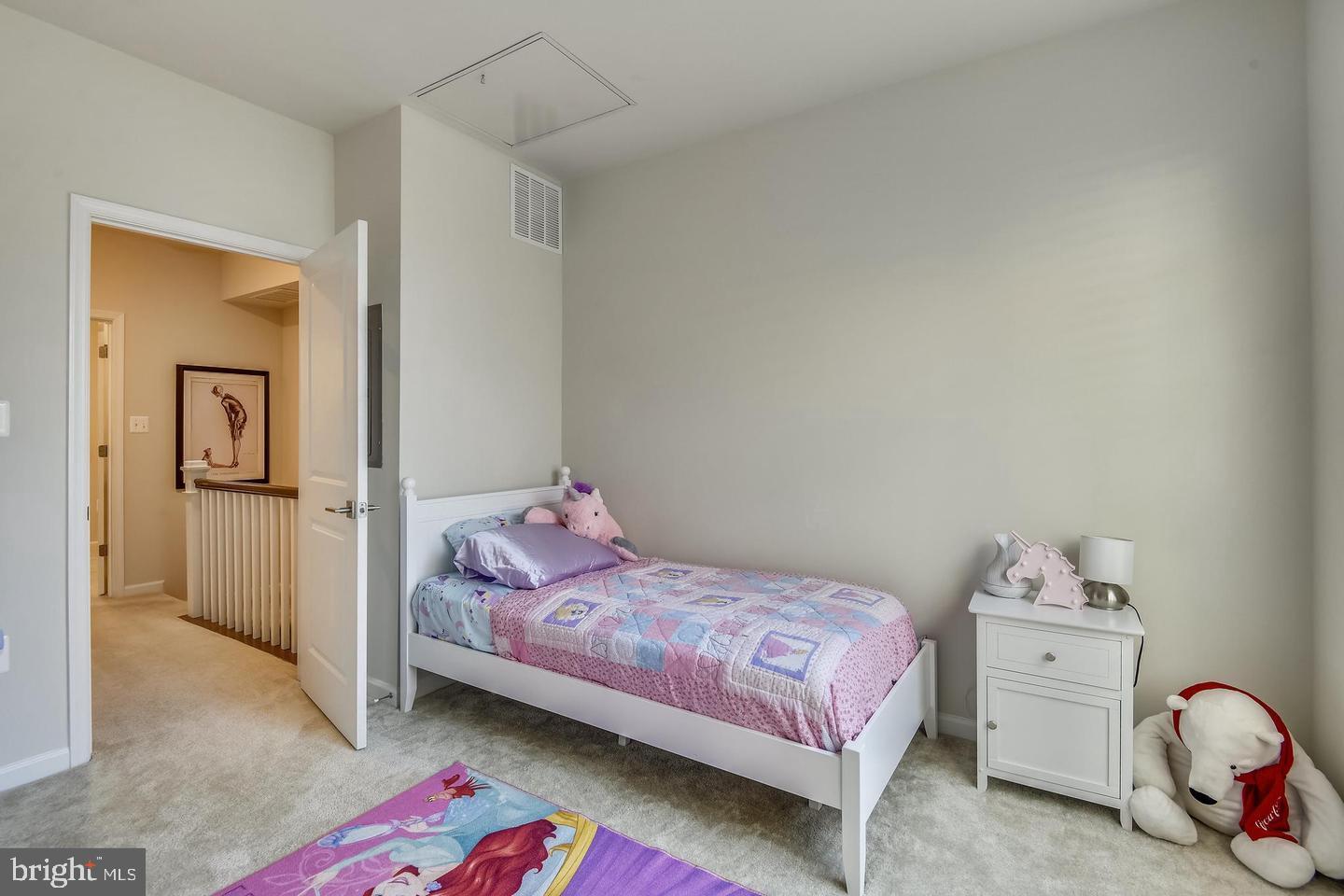 23225 MILLTOWN KNOLL SQ #109