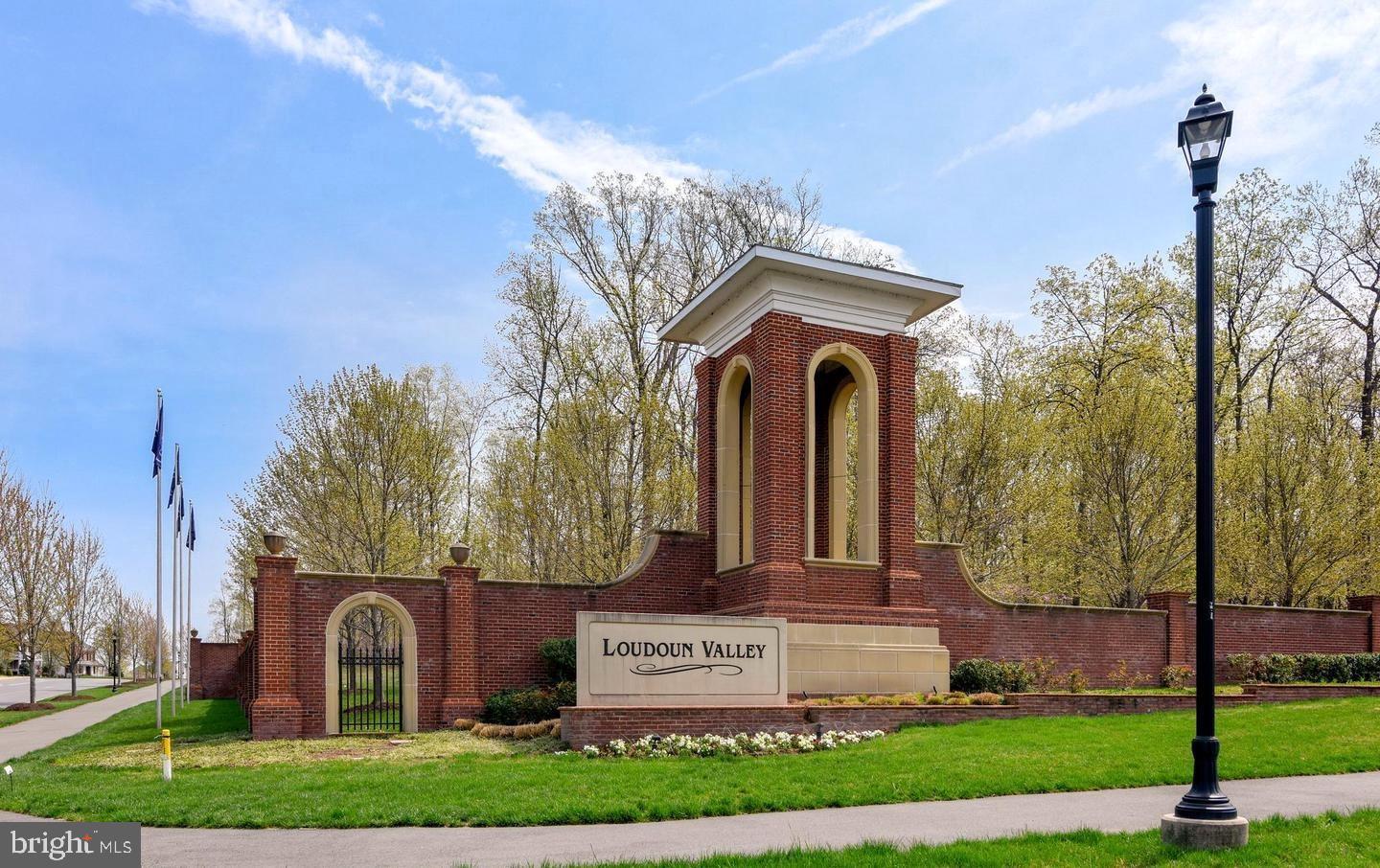 23225 MILLTOWN KNOLL SQ #109