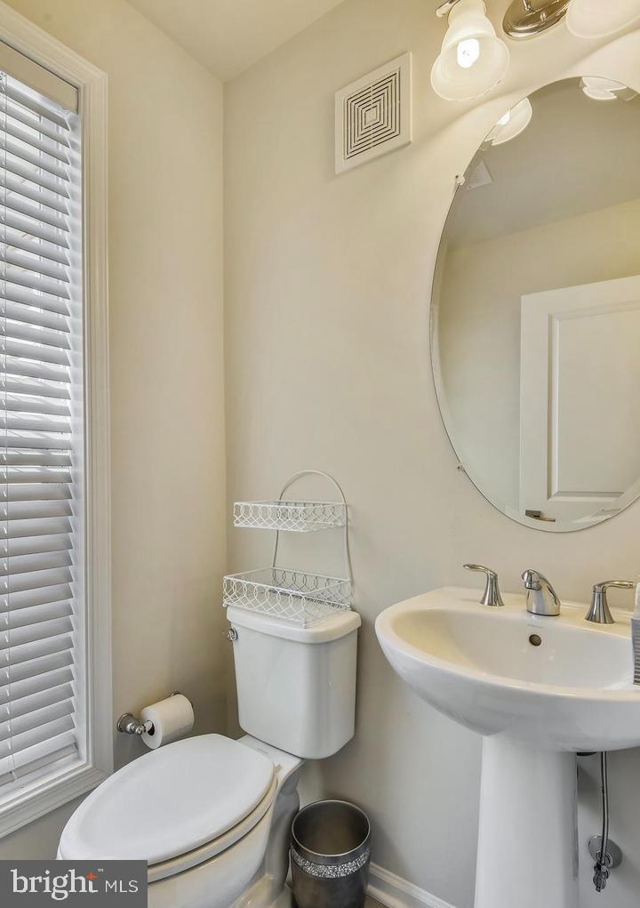 23225 MILLTOWN KNOLL SQ #109