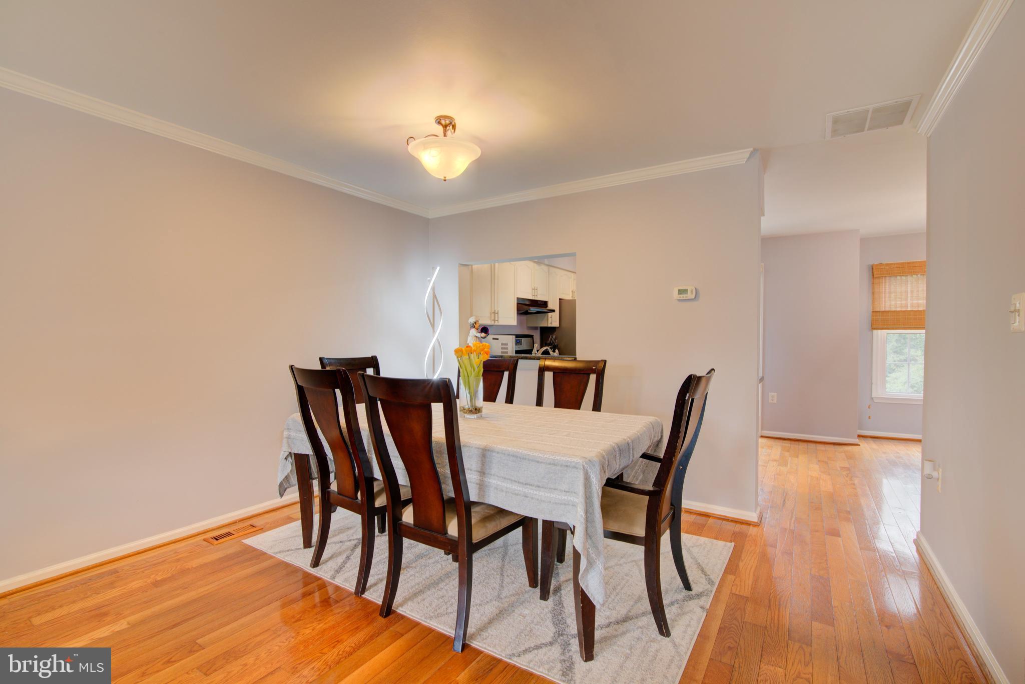 21116 Winding Brook Sq