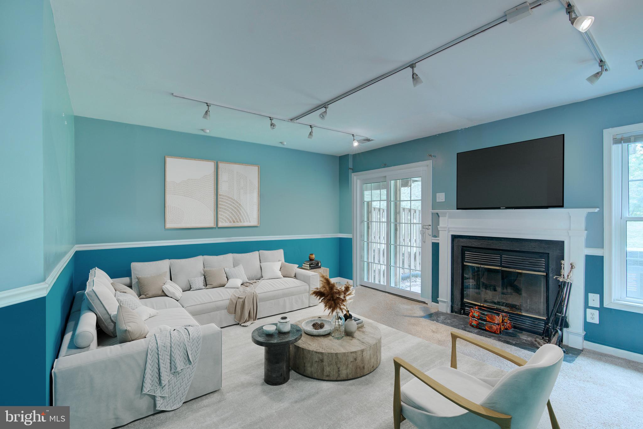 21116 Winding Brook Sq