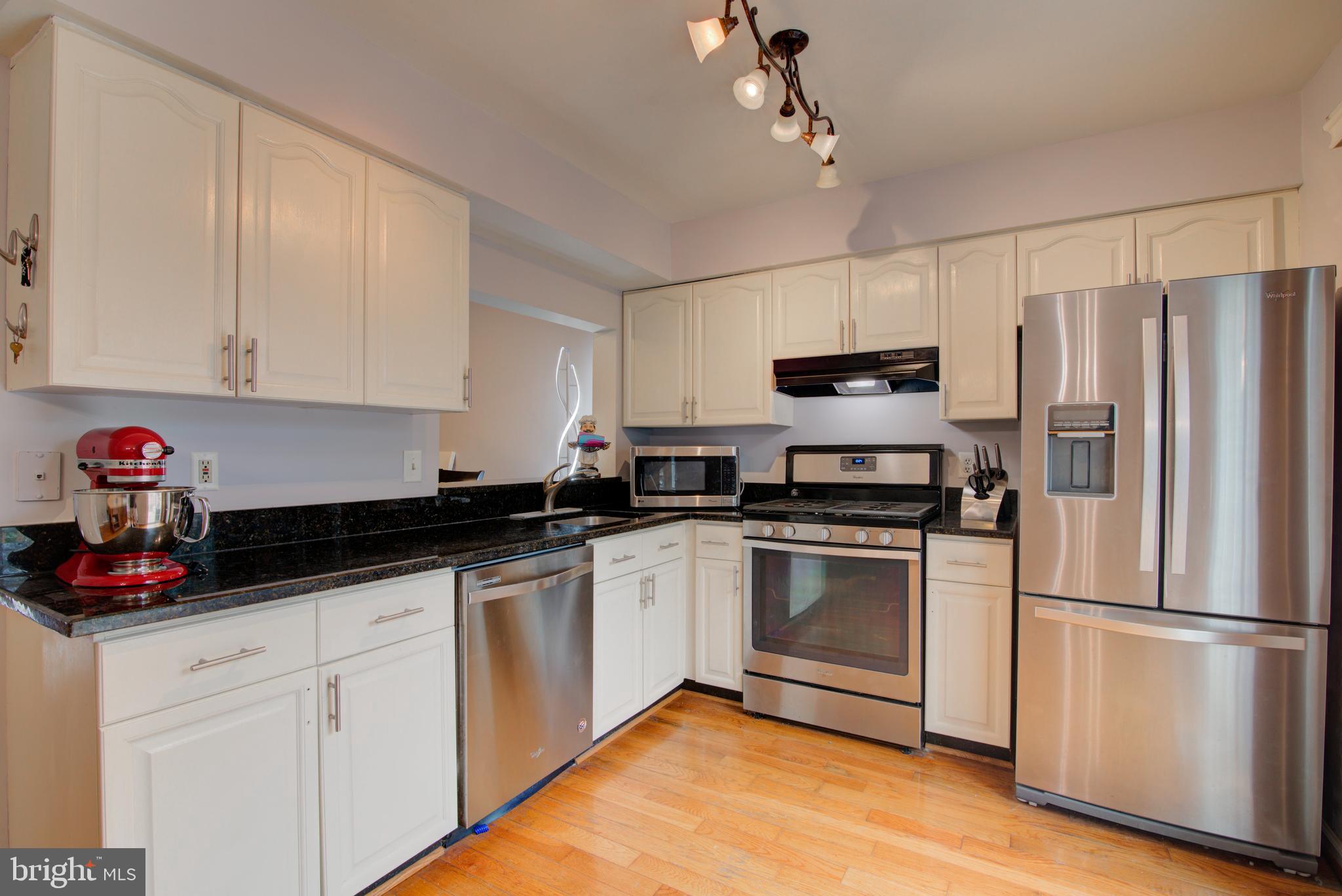 21116 Winding Brook Sq