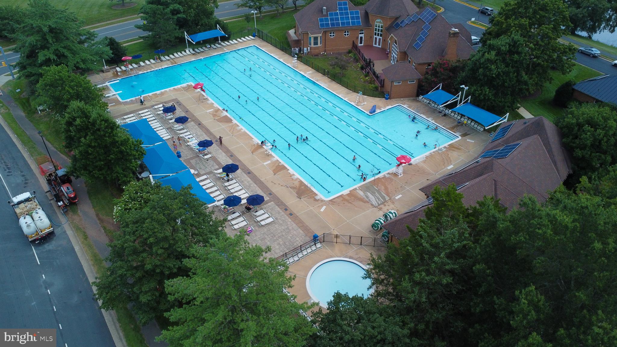 21116 Winding Brook Sq