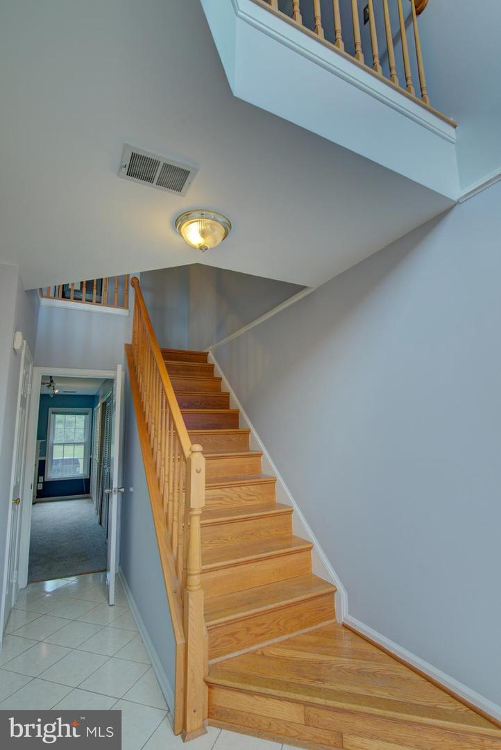 21116 Winding Brook Sq