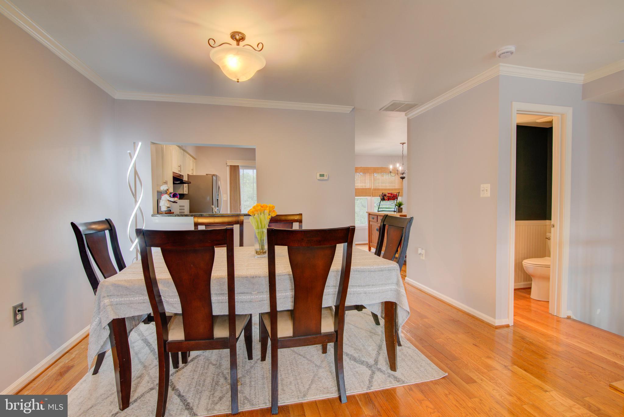 21116 Winding Brook Sq