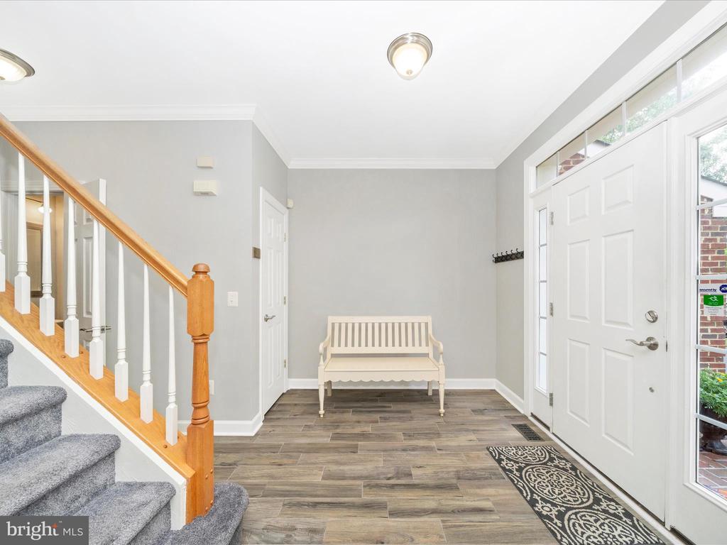 19025 Snowberry Ct
