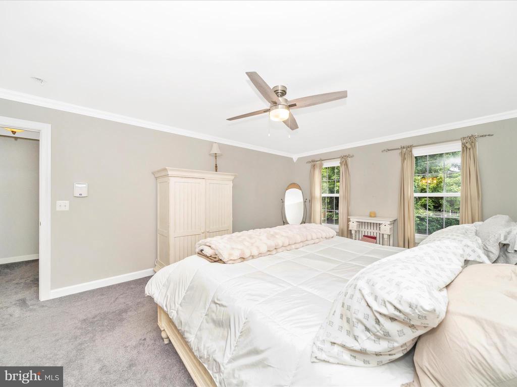 19025 Snowberry Ct