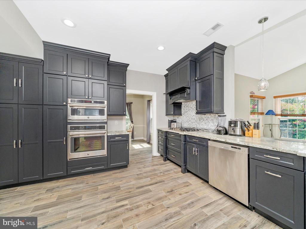 19025 Snowberry Ct