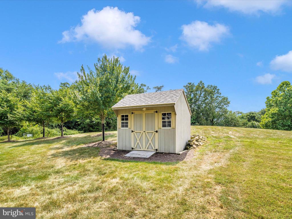 19025 Snowberry Ct