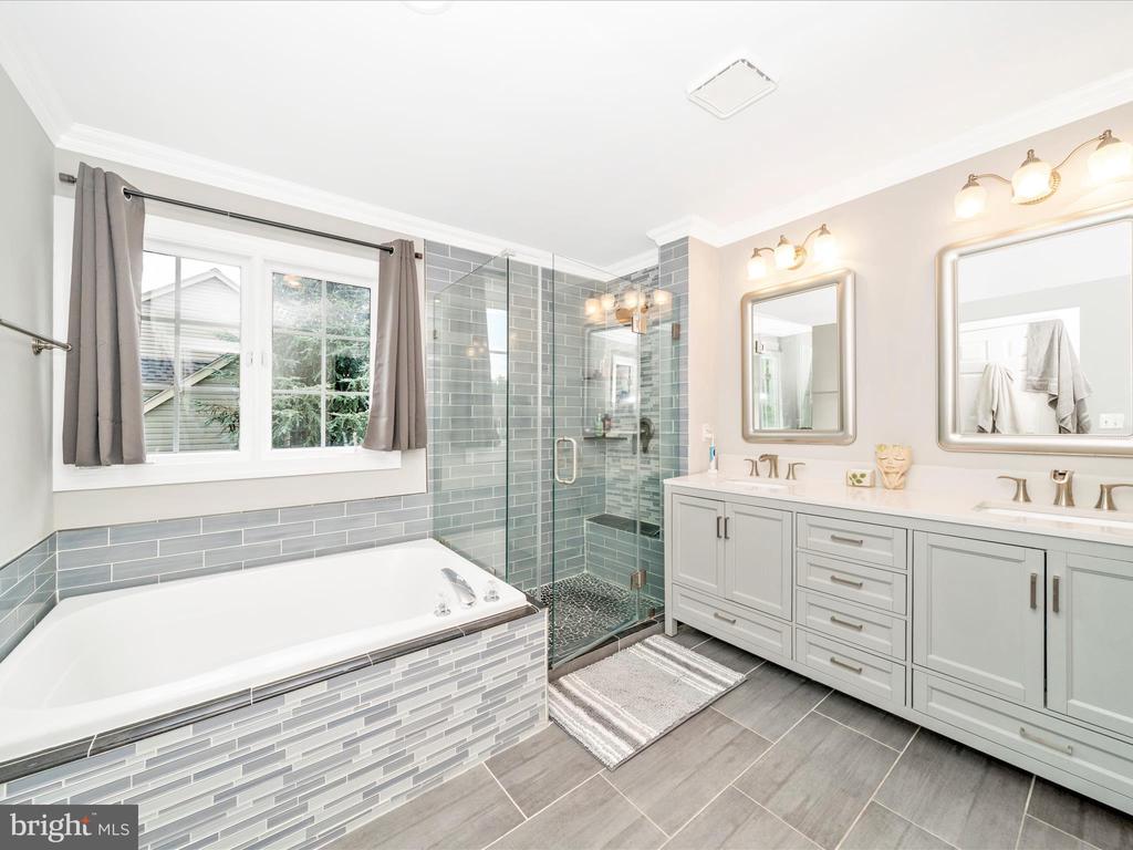 19025 Snowberry Ct