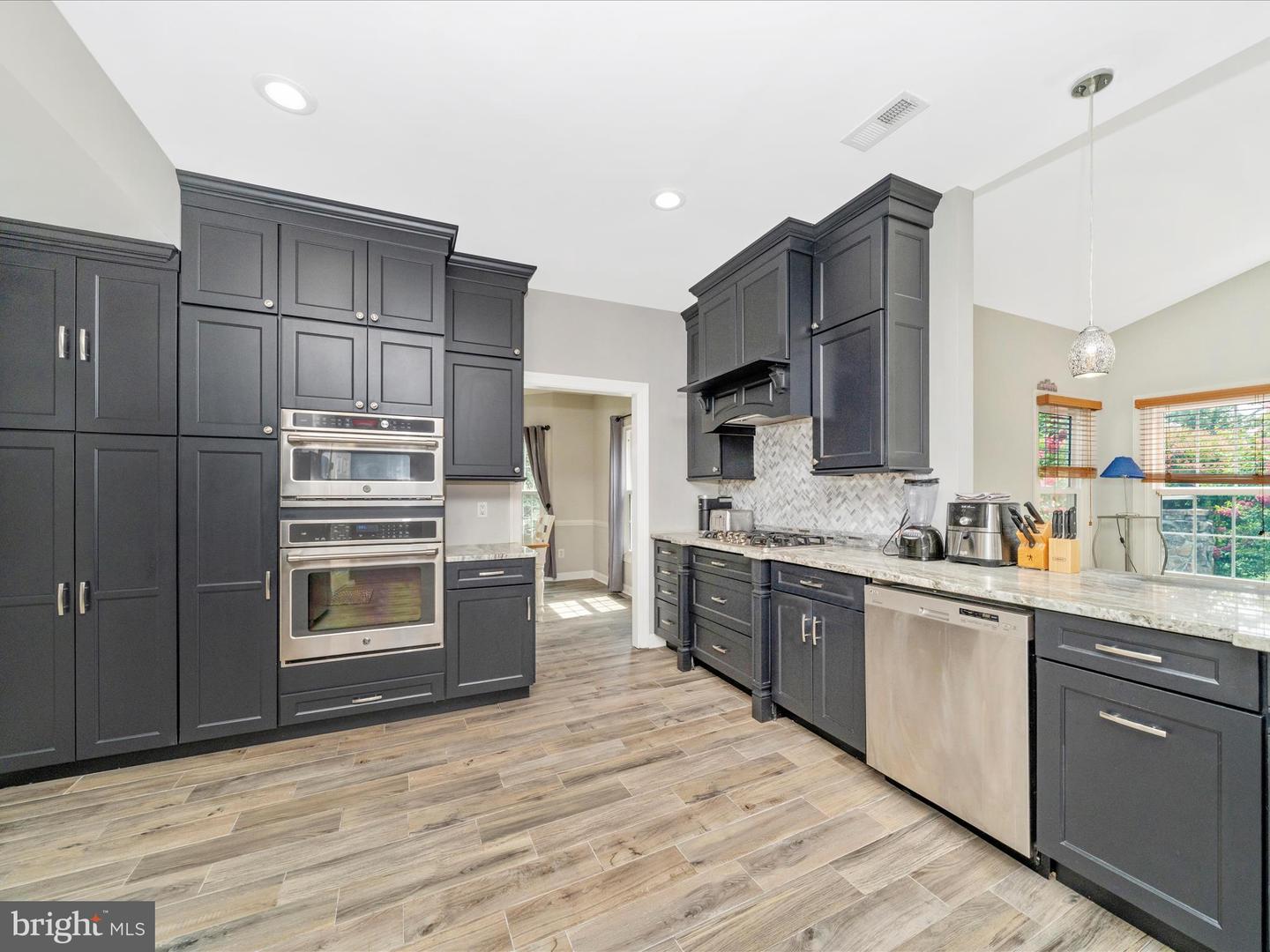 19025 Snowberry Ct