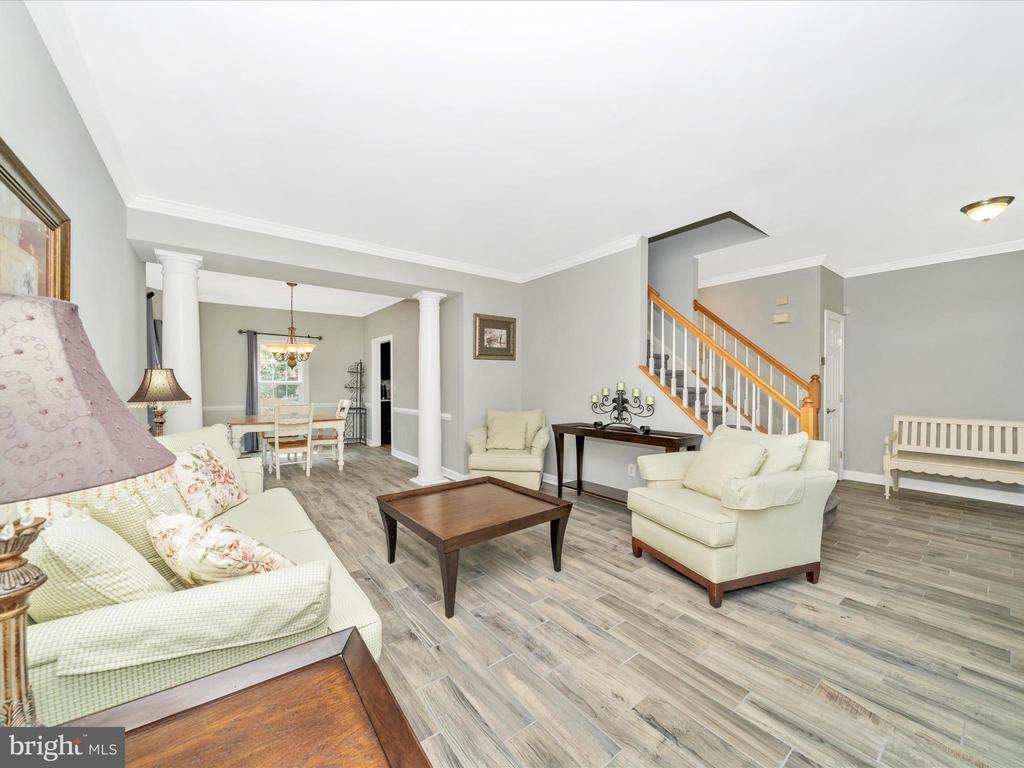19025 Snowberry Ct