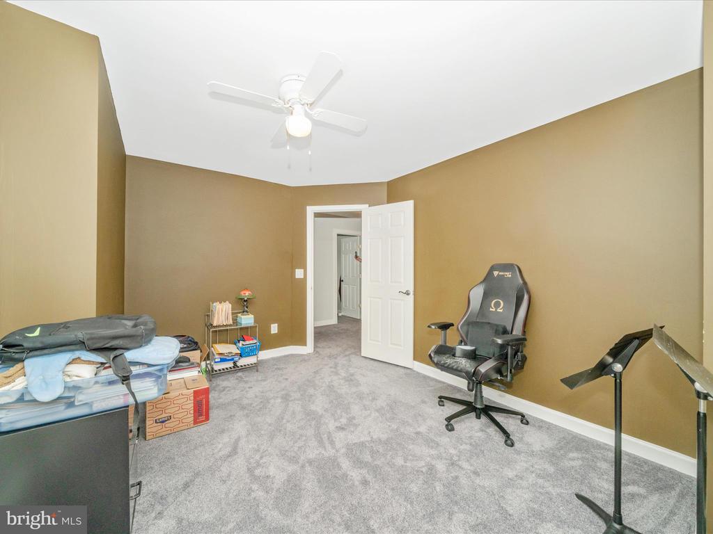 19025 Snowberry Ct