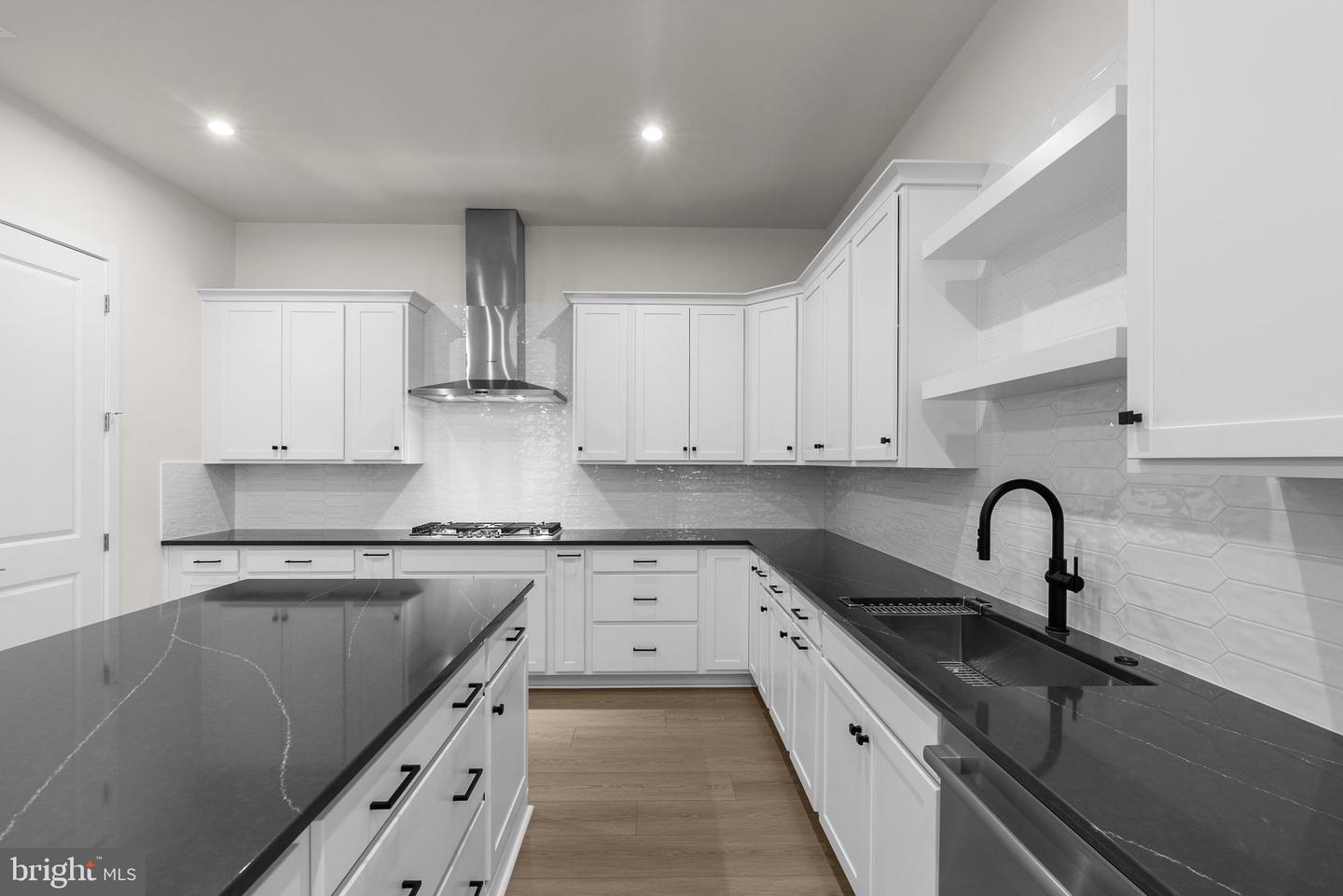 44490 Coalport Ter
