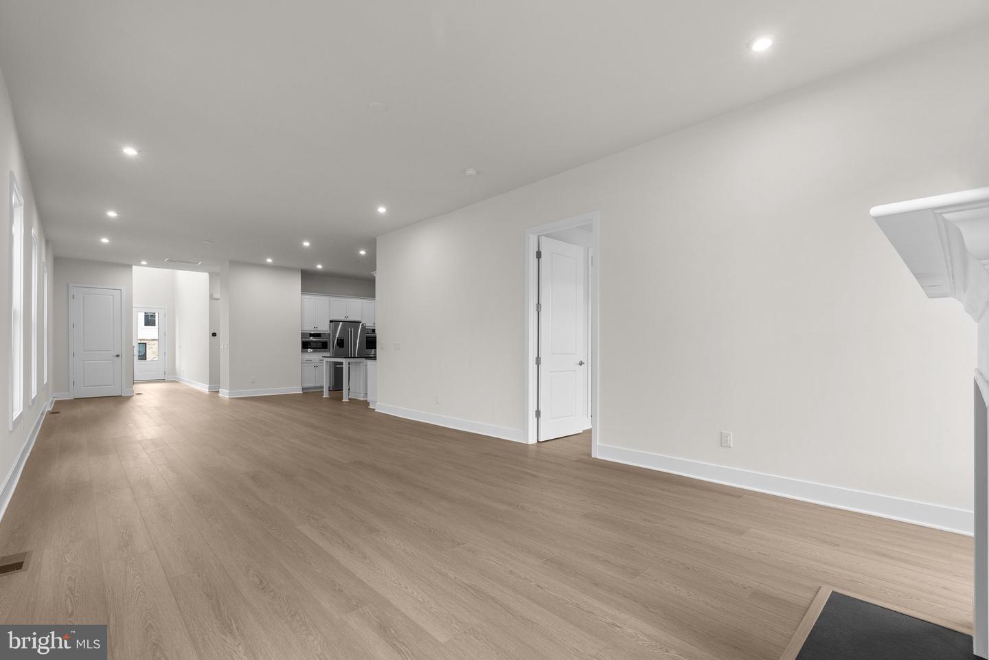 44490 Coalport Ter
