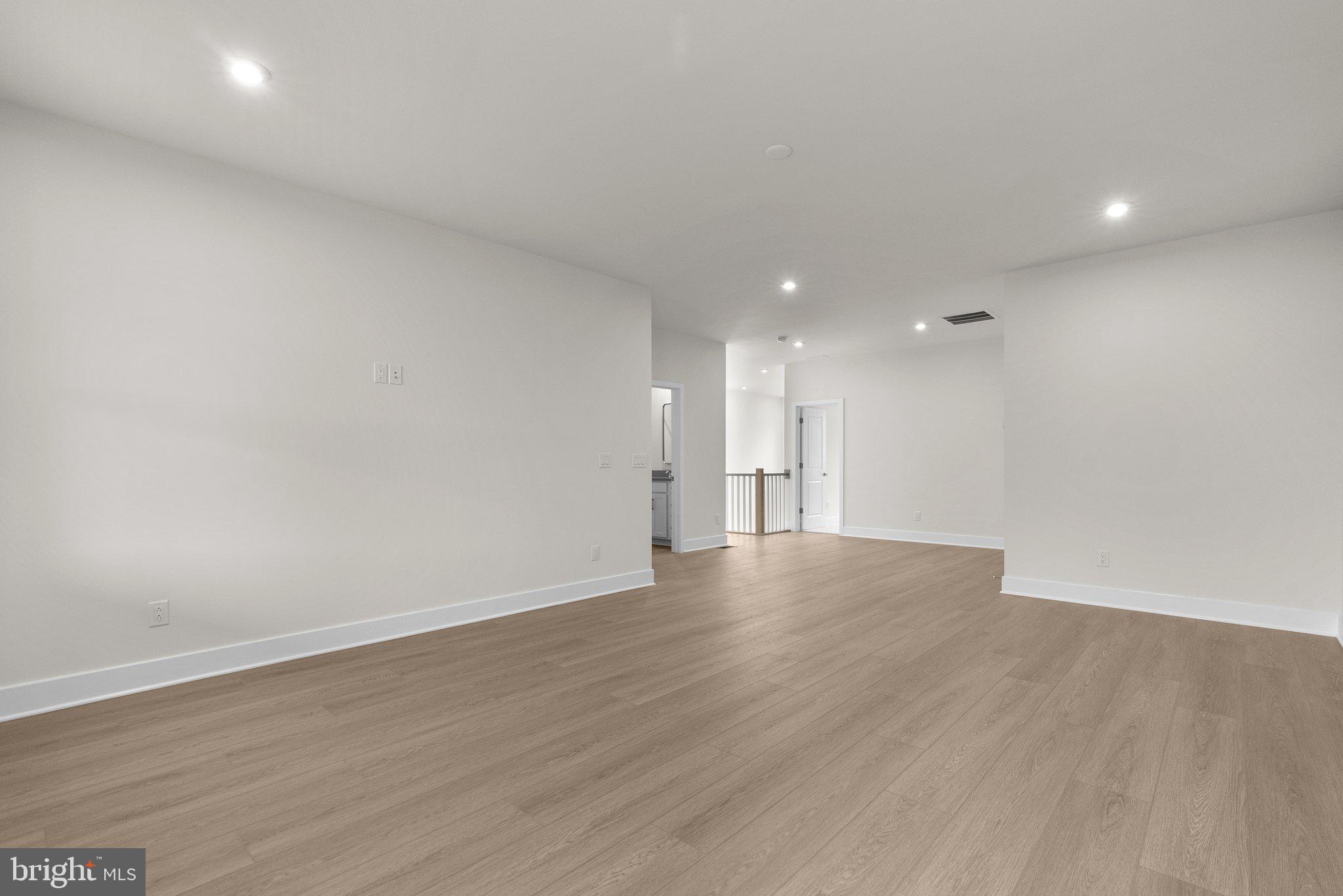 44490 Coalport Ter
