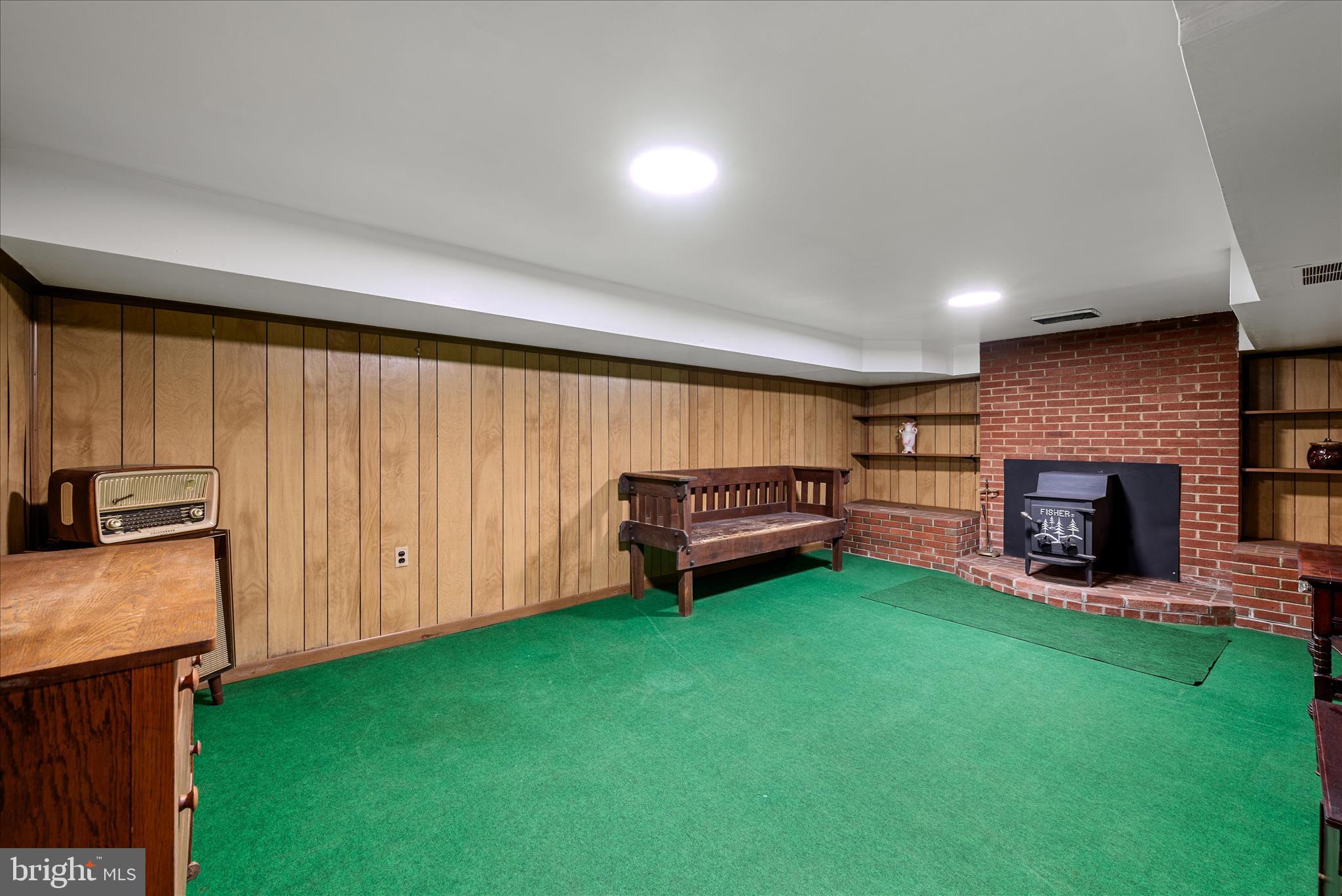 37116 Snickersville Tpke