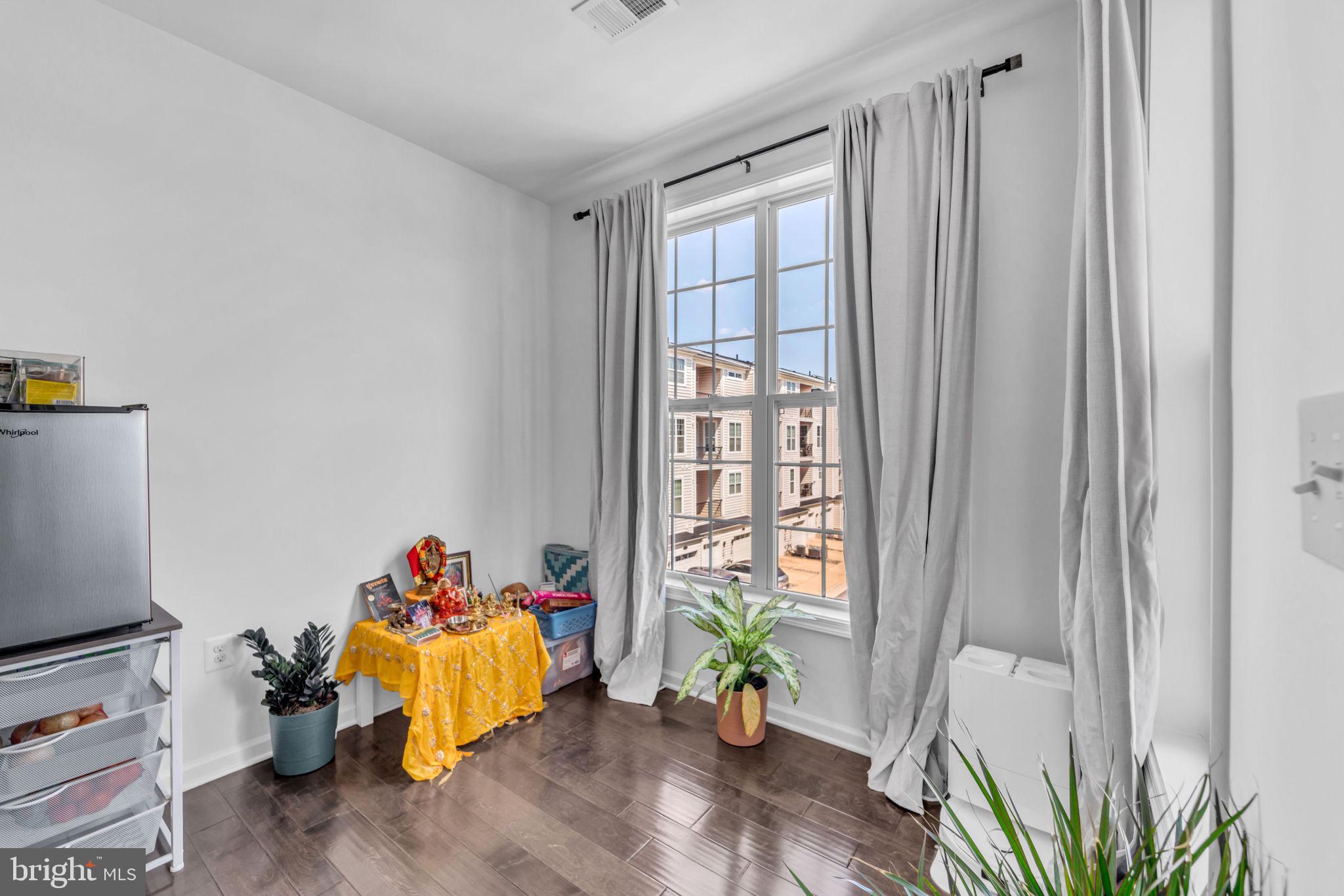 23548 BELVOIR WOODS TER