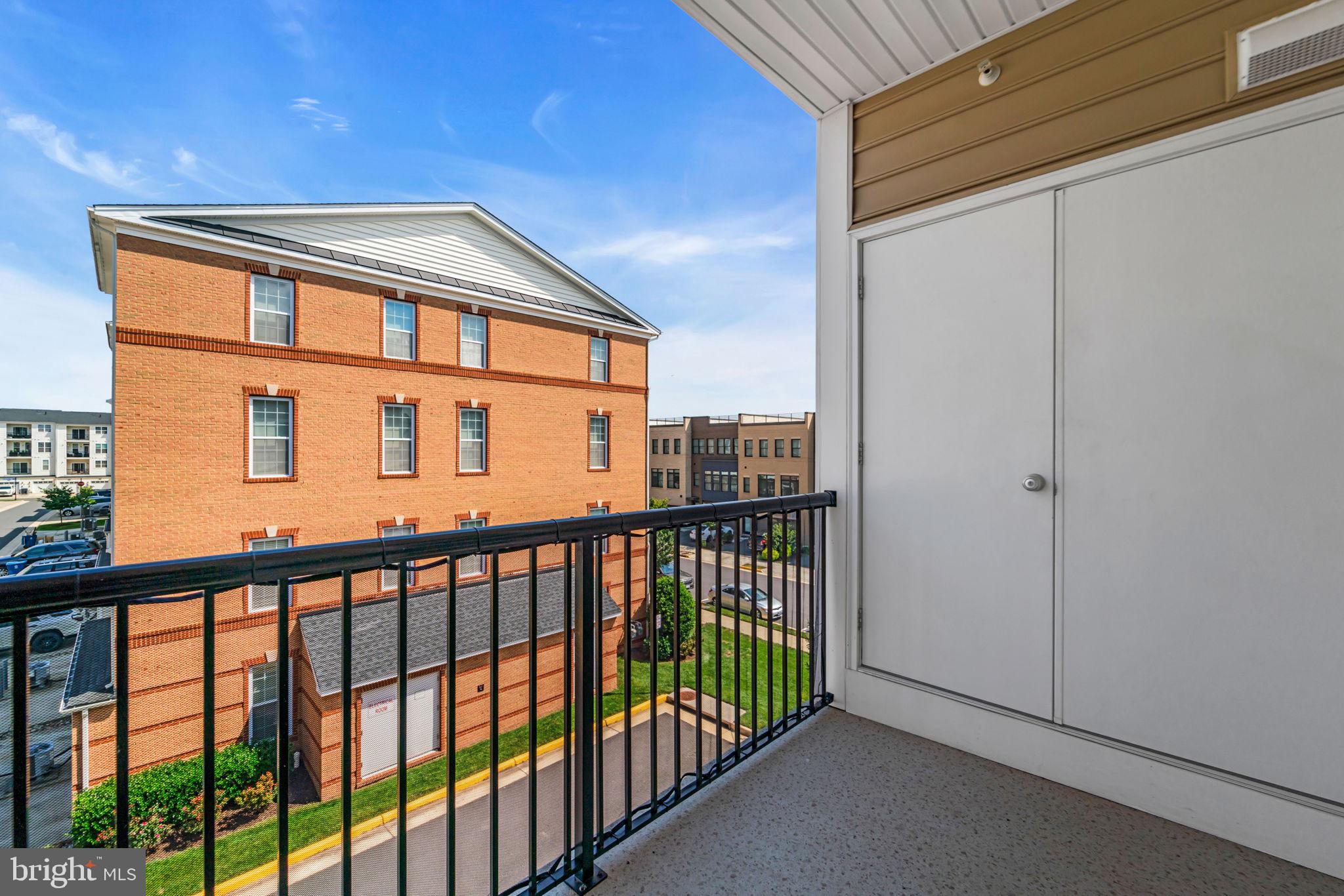 23548 BELVOIR WOODS TER