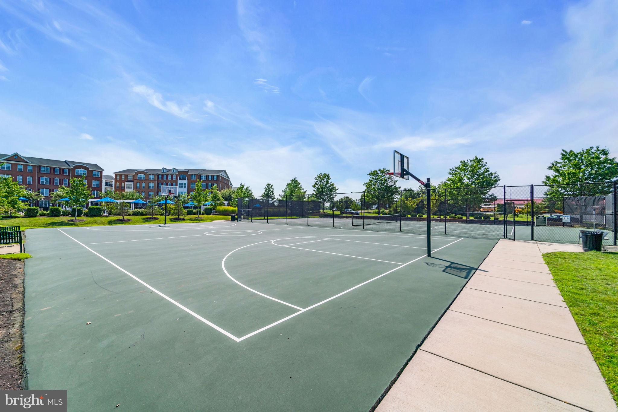 23548 BELVOIR WOODS TER