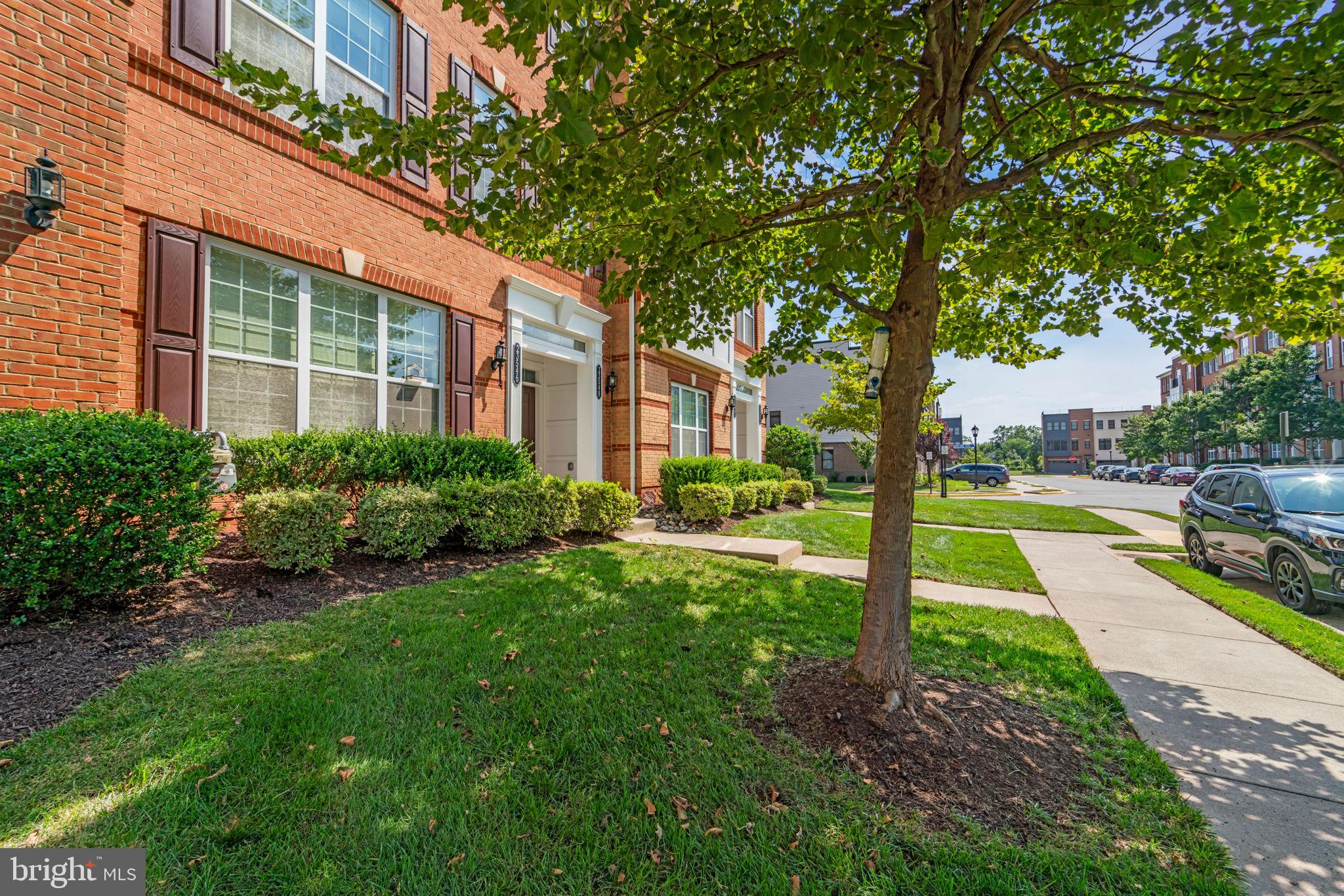 23548 BELVOIR WOODS TER